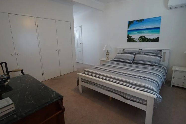 Eli39 – Jacs Joint by Experience Jervis Bay