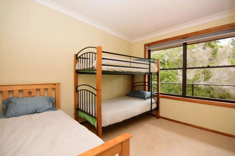 Ros10 – All Decked Out @ Hyams Beach by Experience Jervis