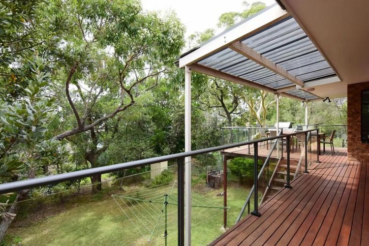 Ros10 – All Decked Out @ Hyams Beach by Experience Jervis