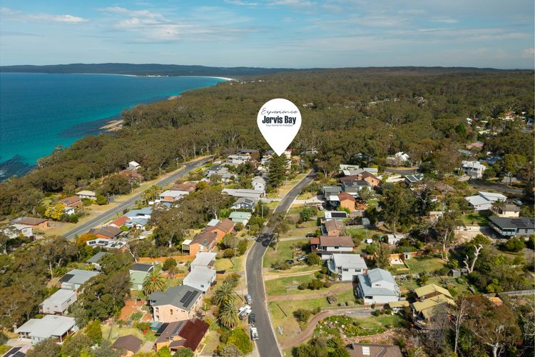 Dac68 – Seaglass Jervis Bay by Experience Jervis Bay