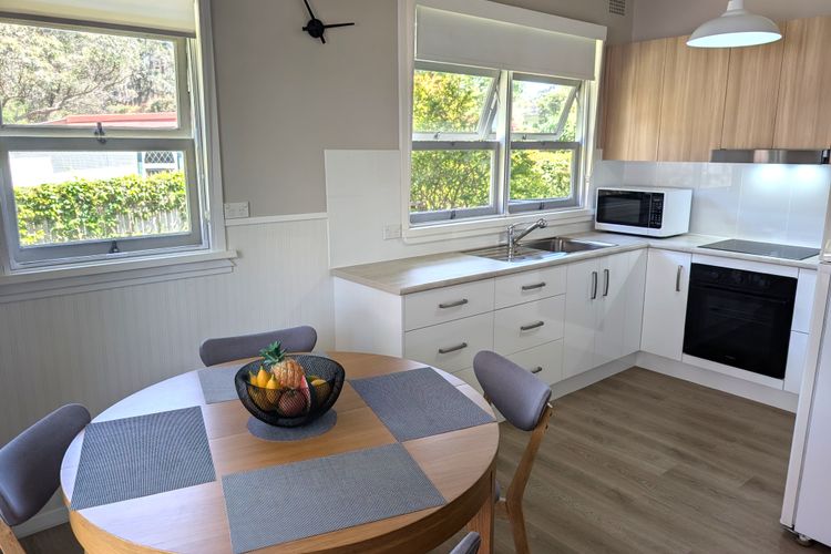 Bow4 – Jack’s Beach Shack by Experience Jervis Bay