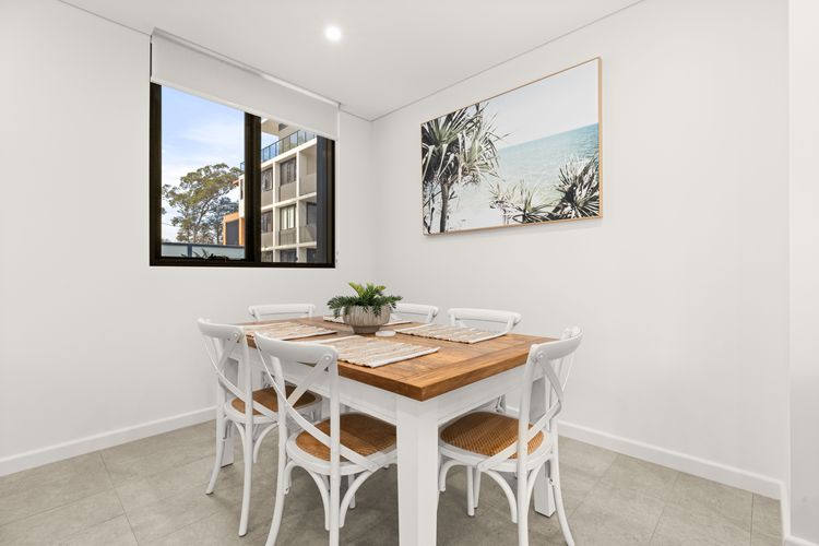 FegAG04/15 – Serene by Experience Jervis Bay