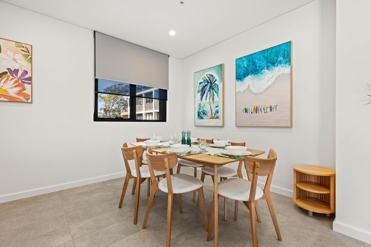 FegA104/15 – HuskySun by Experience Jervis Bay