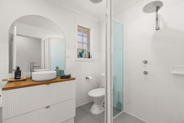 Cur3/50 – Pipis Huskisson by Experience Jervis Bay