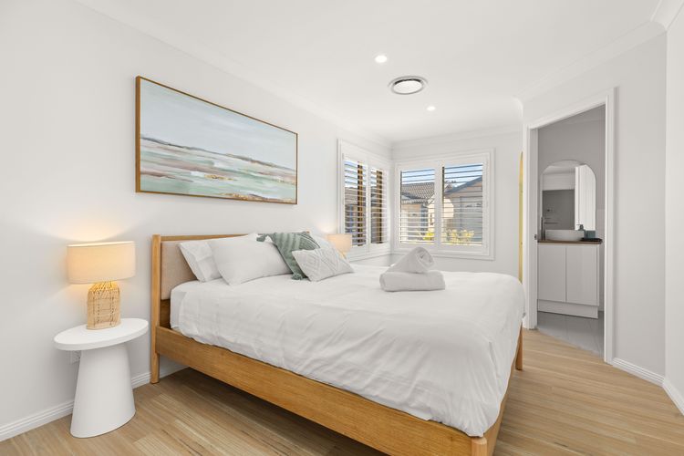 Cur3/50 – Pipis Huskisson by Experience Jervis Bay