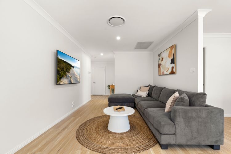 Cur3/50 – Pipis Huskisson by Experience Jervis Bay