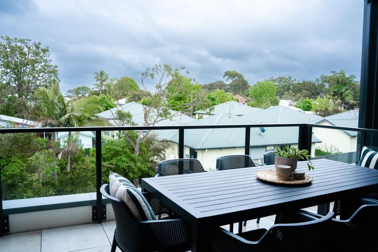 FegA203/15 – Happy Hour by Experience Jervis Bay