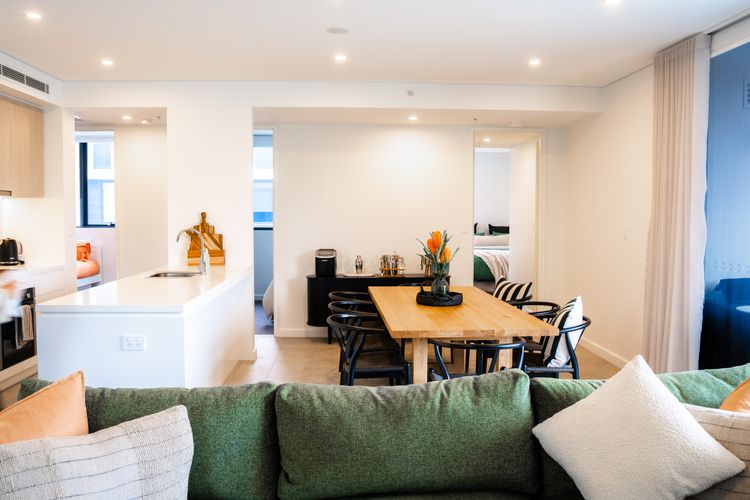 FegA203/15 – Happy Hour by Experience Jervis Bay