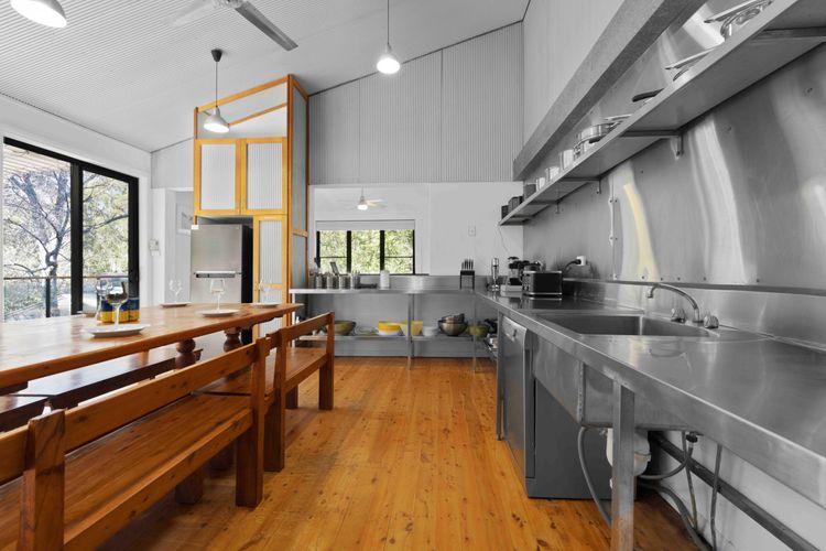 Fre103 – Greenfields Beach House & Studio