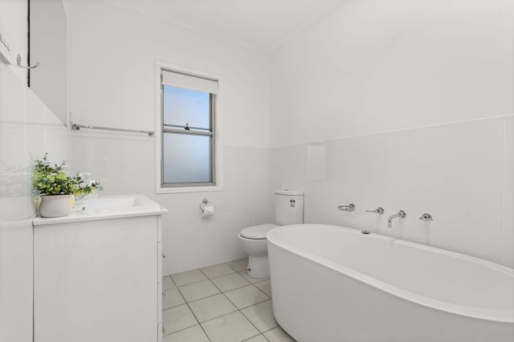 Bay1b – Bayswater Beach House 2 by Experience Jervis Bay