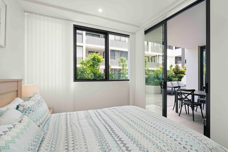 FegAG02/15 FYVE@Allura by Experience Jervis Bay