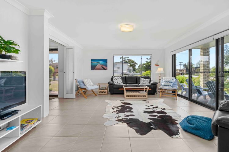 Eli73 – Summer-Salt by Experience Jervis Bay