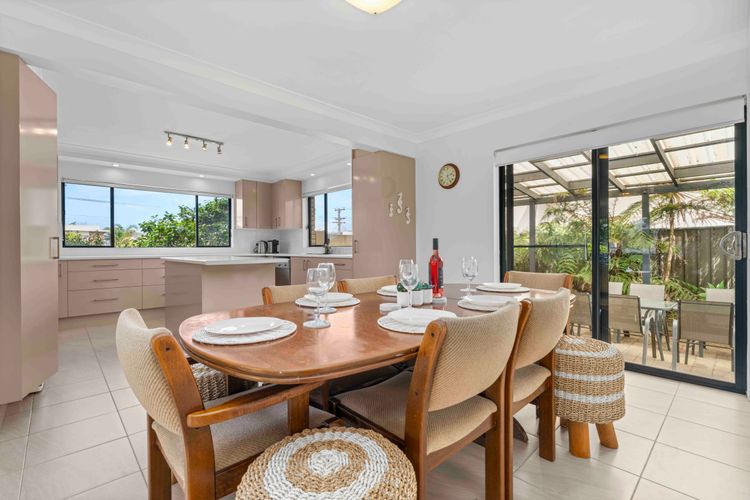 Eli73 – Summer-Salt by Experience Jervis Bay