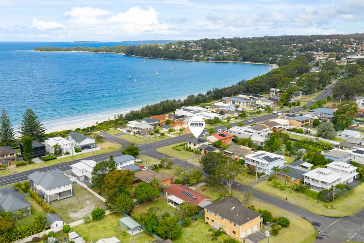 Eli73 – Summer-Salt by Experience Jervis Bay