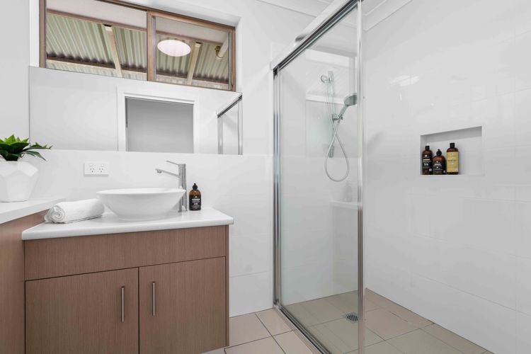 Bea1/45 – The Hide @ Forty Five by Experience Jervis Bay