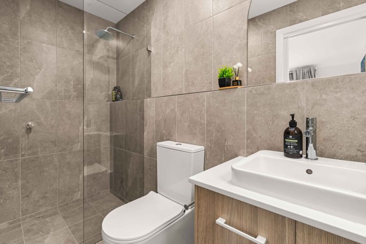 Fre24a – Blenheim Breeze by Experience Jervis Bay