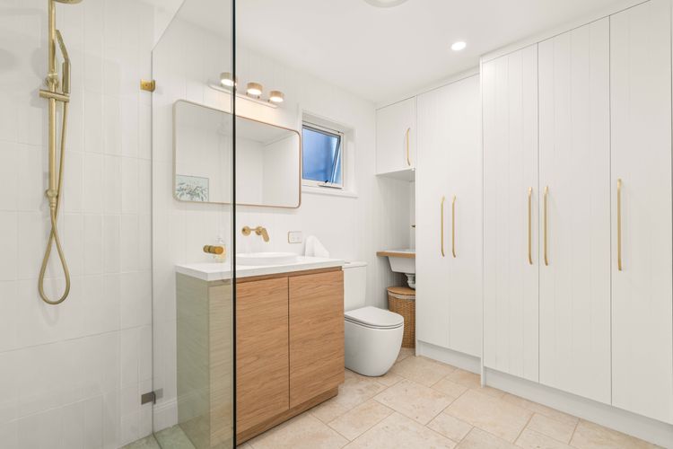 Eli2/223 – Roya by the Beach by Experience Jervis Bay