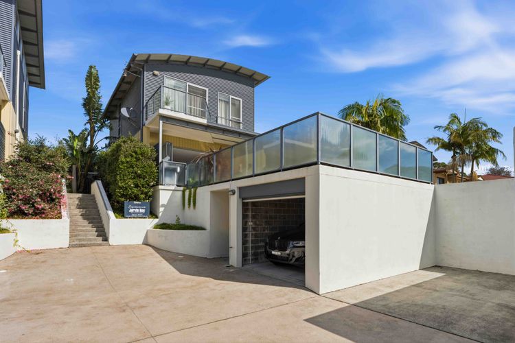 Eli4/225 – Sirena by Experience Jervis Bay