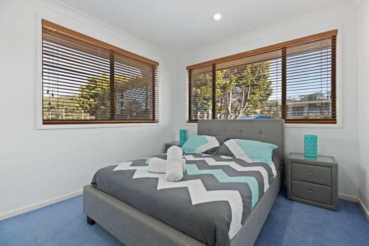 Lam30 – Bay Break by Experience Jervis Bay