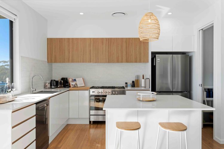 Dac1b – 90 Degrees by Experience Jervis Bay