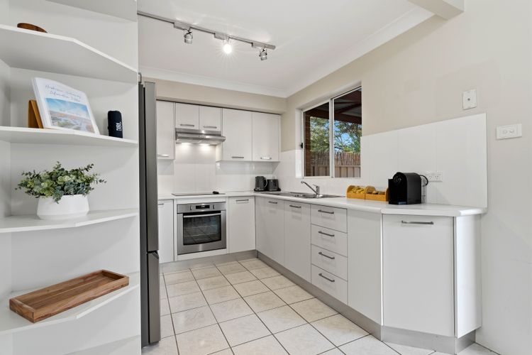 Dun4/7 – Husky Hideaway by Experience Jervis Bay