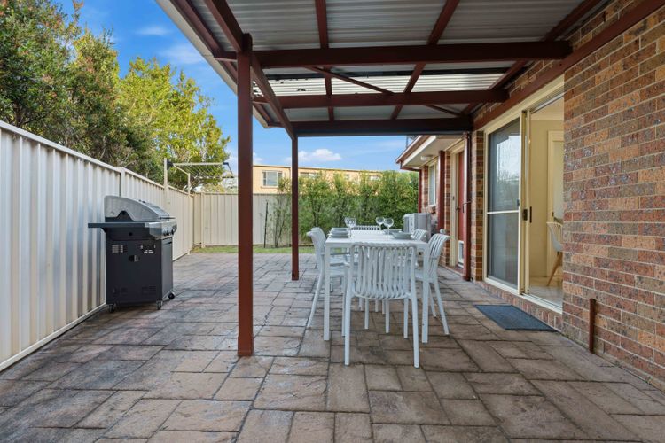Dun4/7 – Husky Hideaway by Experience Jervis Bay