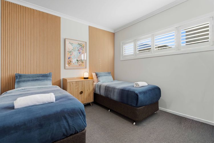 Haw4/44 – Palms by the Bay by Experience Jervis Bay