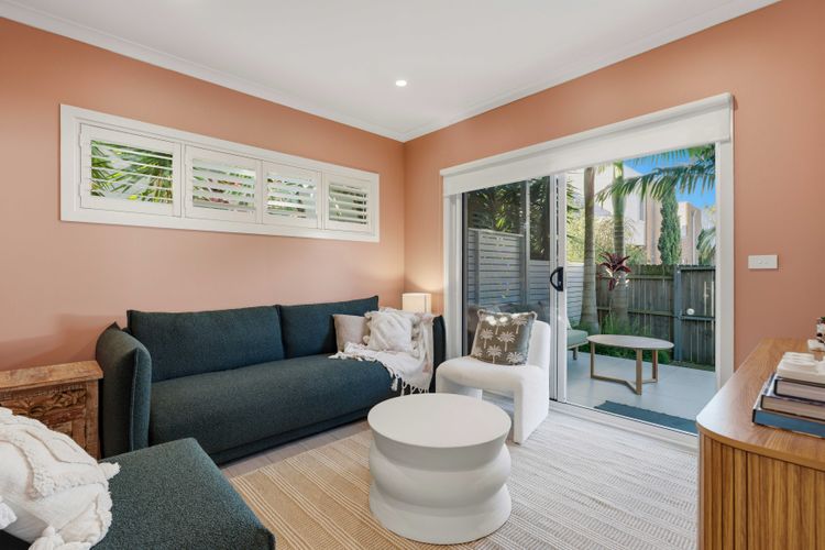 Haw4/44 – Palms by the Bay by Experience Jervis Bay