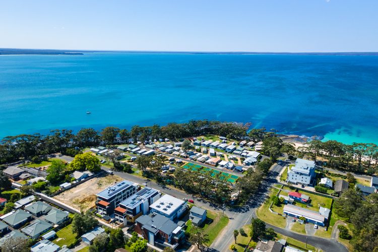 Feg2/19 – Bayreach by Experience Jervis Bay
