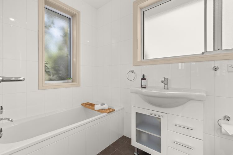 Dun2/9 – White Sands Deck House by Experience Jervis Bay