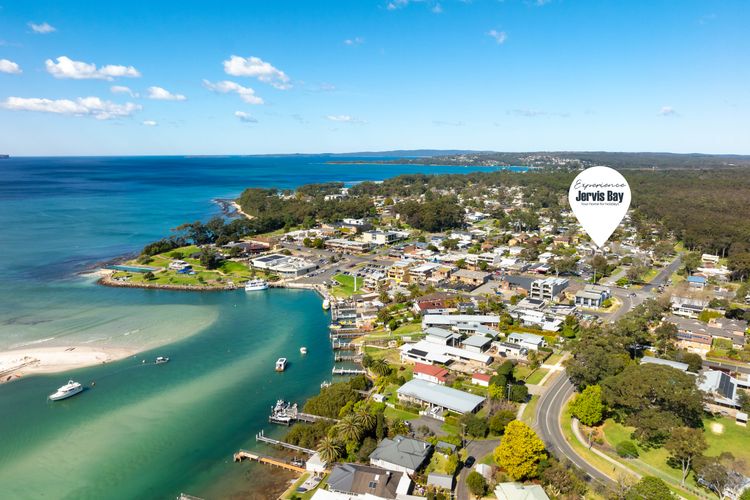 Mor1/6 – Husky Haven by Experience Jervis Bay