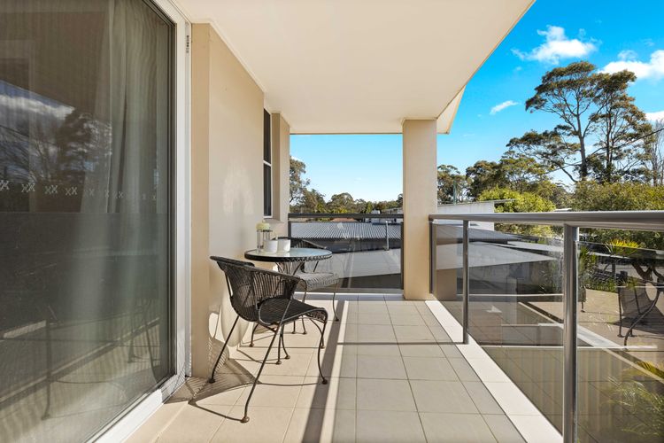 Mor1/6 – Husky Haven by Experience Jervis Bay