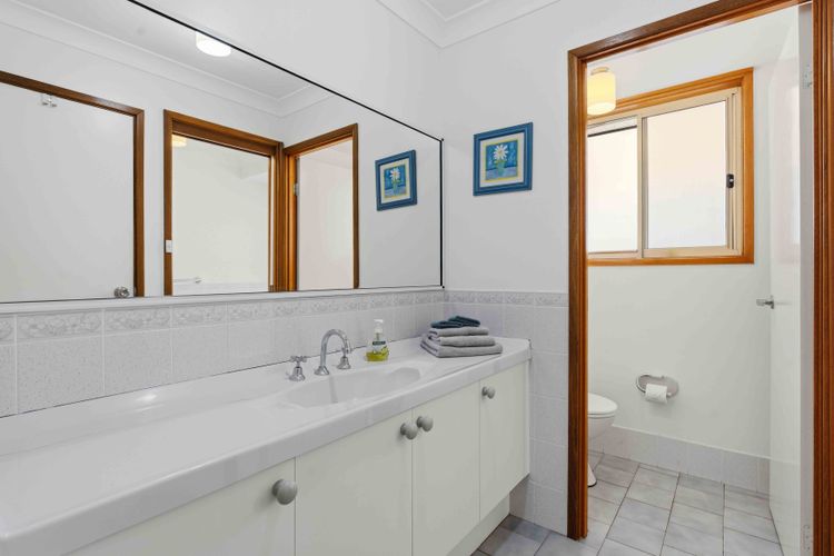 Mcn6 – Peace by the Beach by Experience Jervis Bay