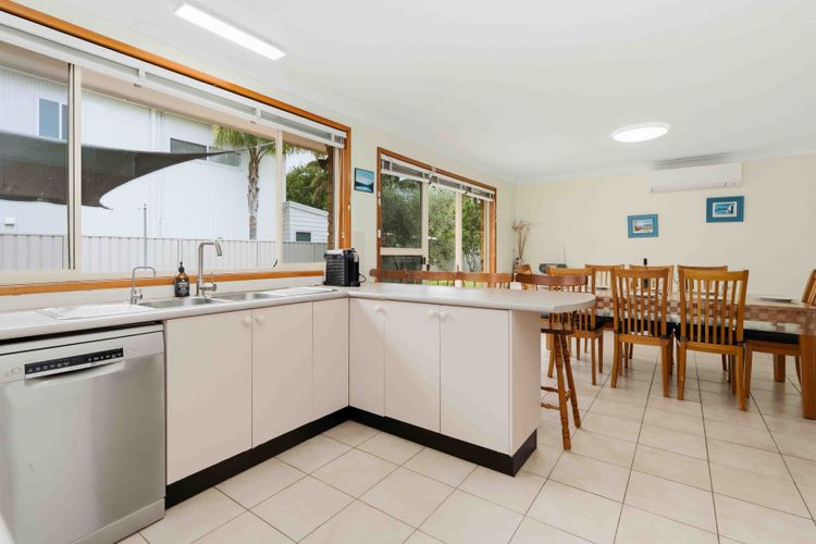 Mcn6 – Peace by the Beach by Experience Jervis Bay