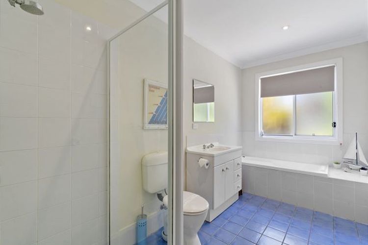 Cur1/38 – Husky House by Experience Jervis Bay