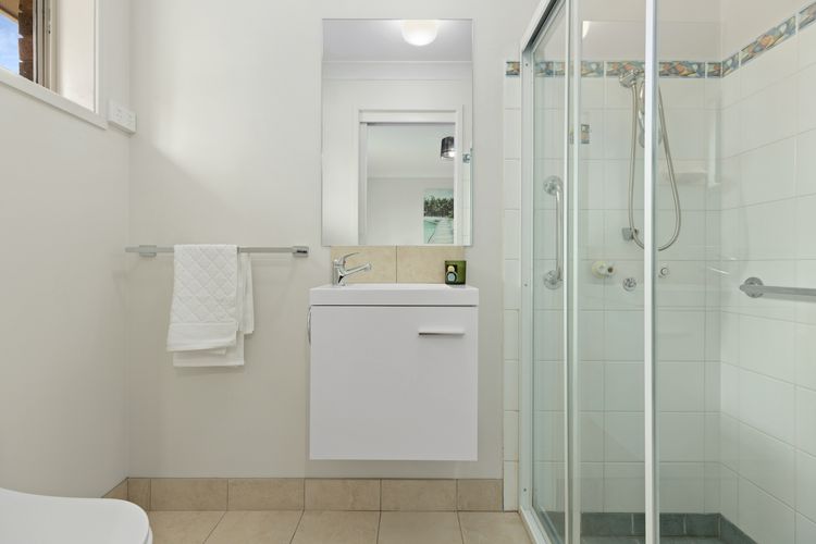 Ker2/46 – Furry Friends by Experience Jervis Bay