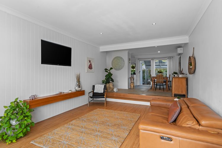 Sunblest, 1/58 Woodburn Street