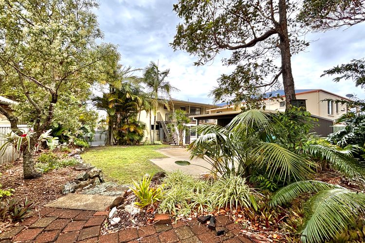Sea Breeze, 16 Wirraway Ave