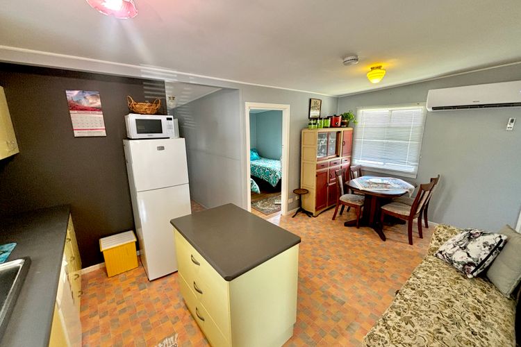 River Cottage on Cherry – Pet Friendly