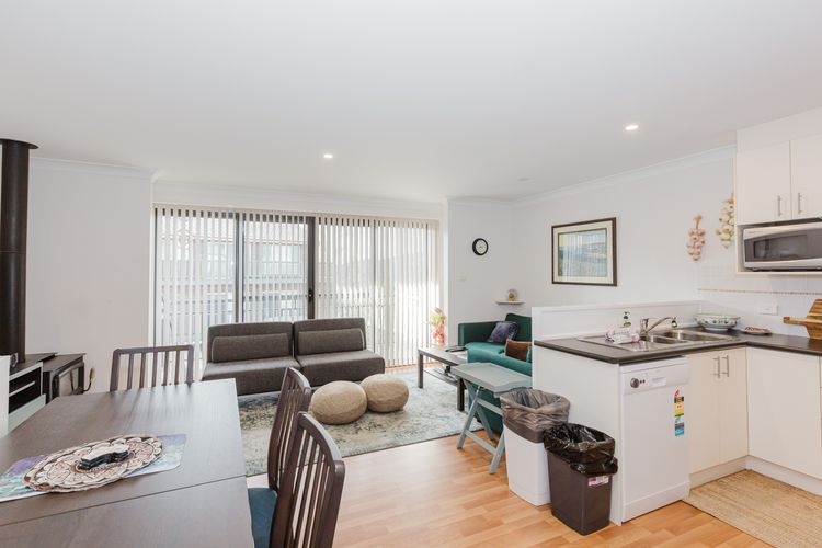 Pentagon – 2/65 Gippsland Street