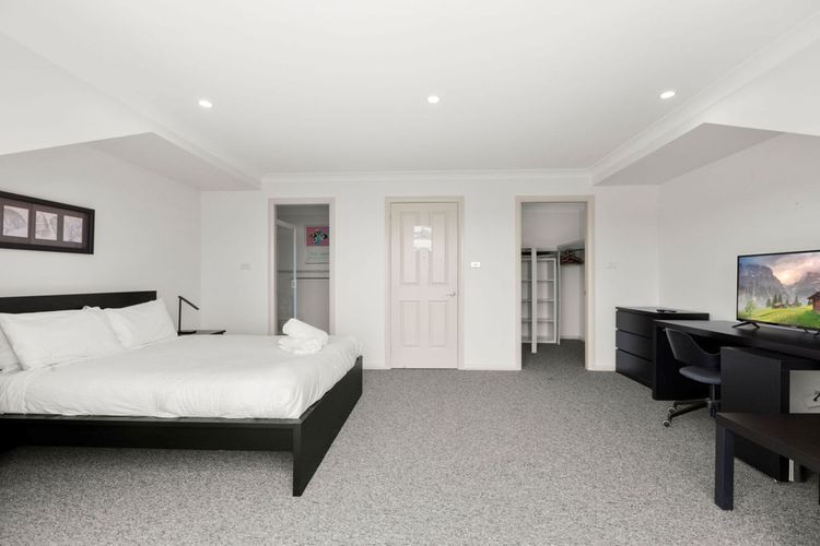 Pentagon – 2/65 Gippsland Street