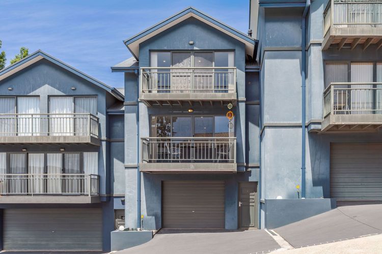 Pentagon – 2/65 Gippsland Street