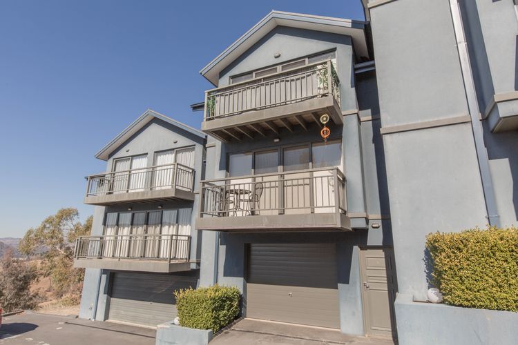 Pentagon – 2/65 Gippsland Street