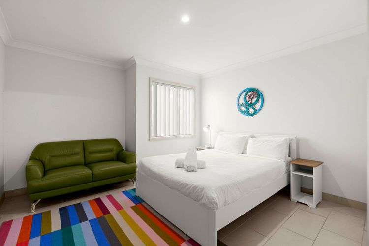Pentagon – 2/65 Gippsland Street