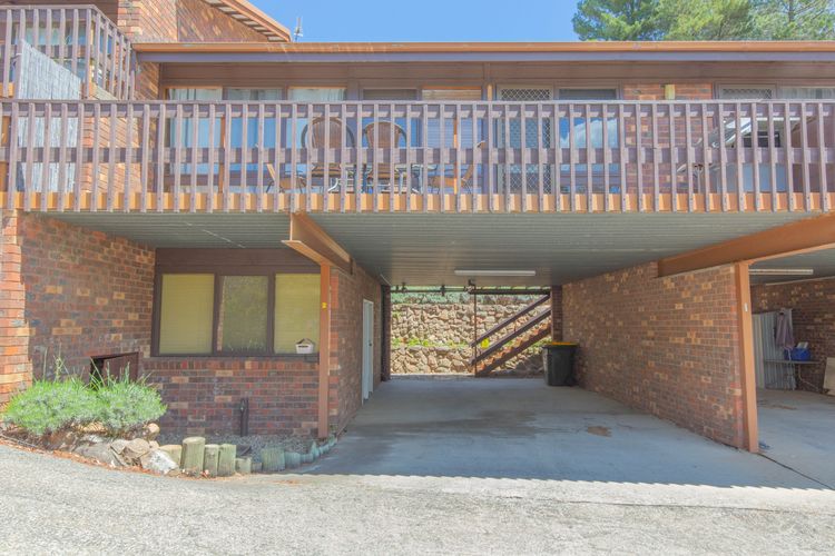 Snowy Saga – 2/46 Gippsland Street