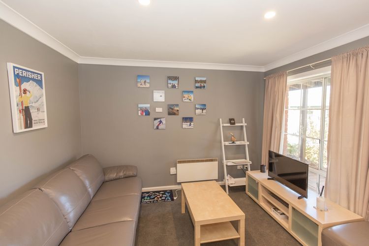 Sponars Onshore – 3/41 Cobbon Crescent