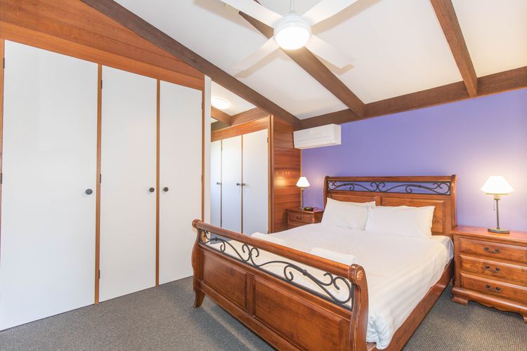 The Lakefront – 2/69 Townsend Street