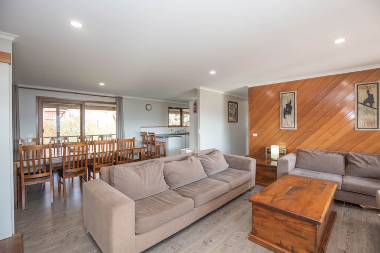 Winterwood – 9 Camira Avenue
