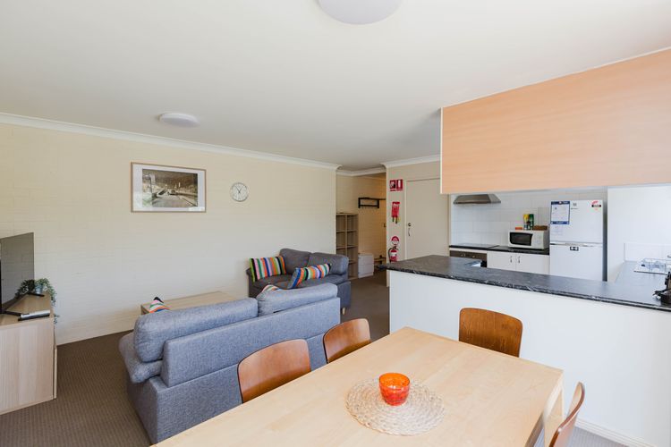 Central Park – 18/1 Snowy River Avenue