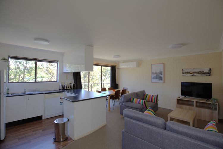 Central Park – 18/1 Snowy River Avenue